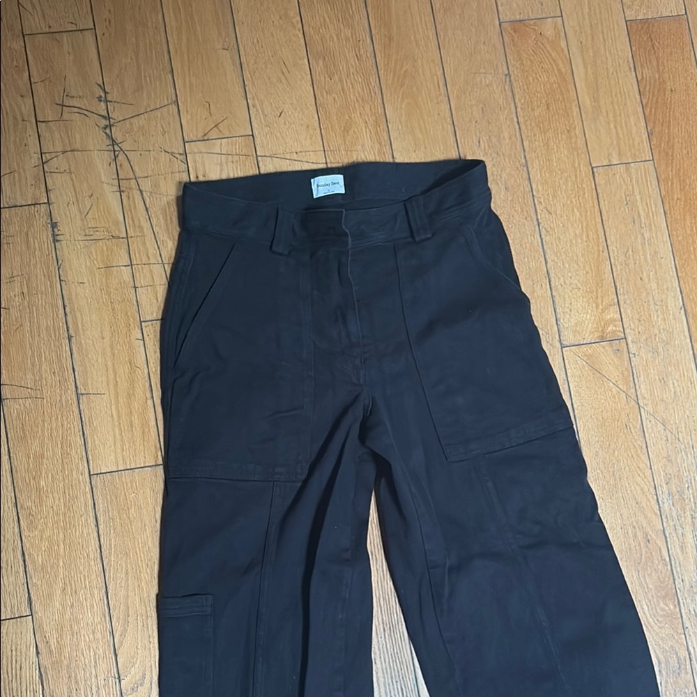 Aritzia Sunday Best Black Straight Leg Cargo Jeans
